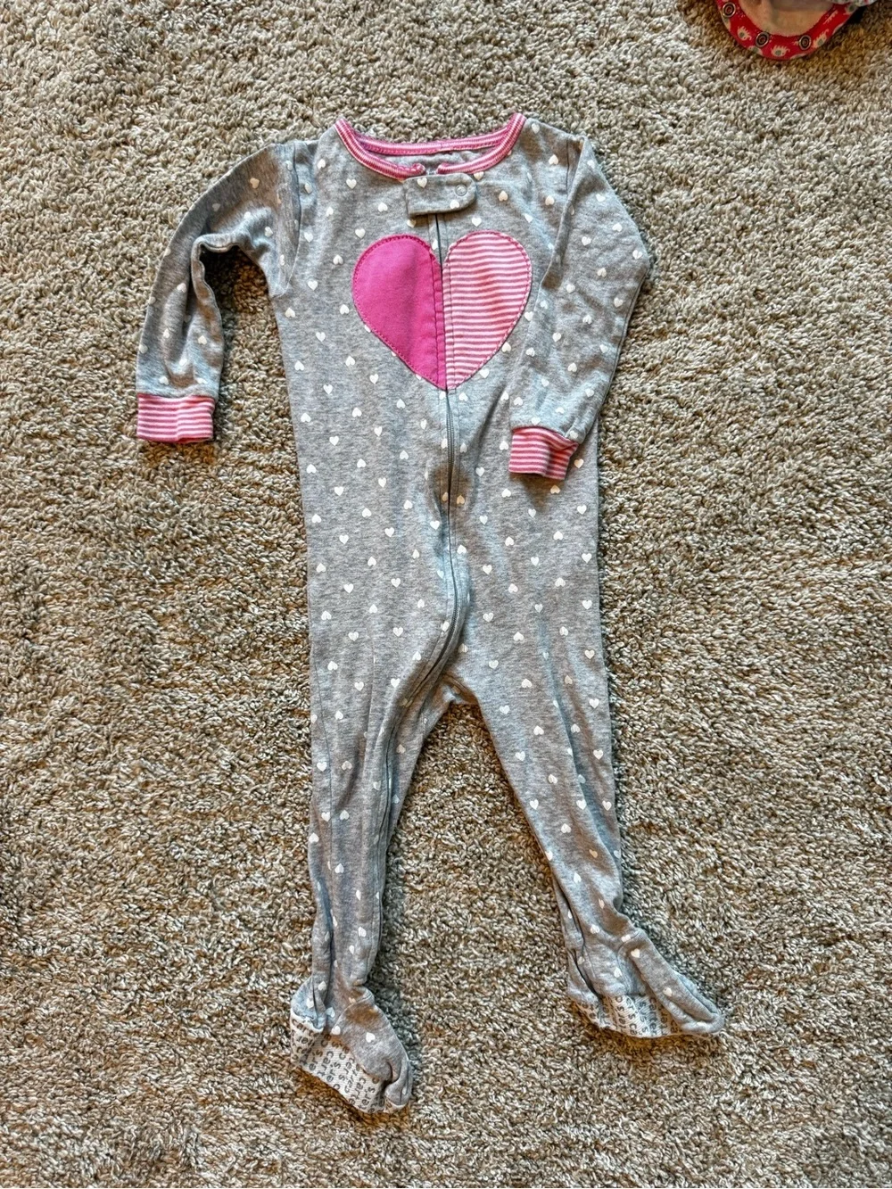 Baby Girl Clothing Bundle Carter’s Onesies Pajamas Leggings Lot size 12 Months